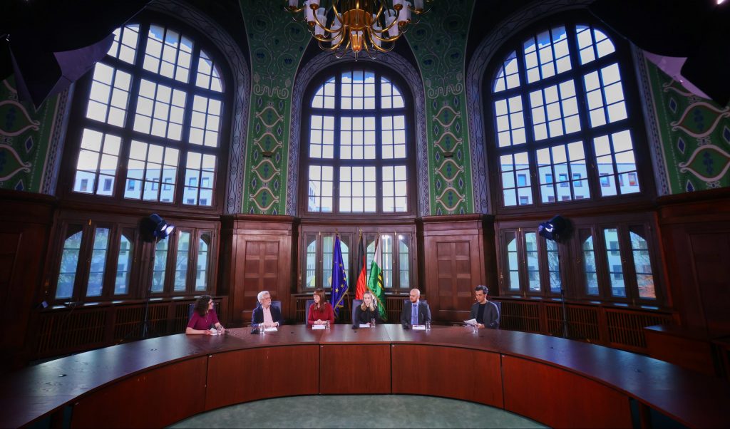 Politik Zukunft Demokratie Debatte